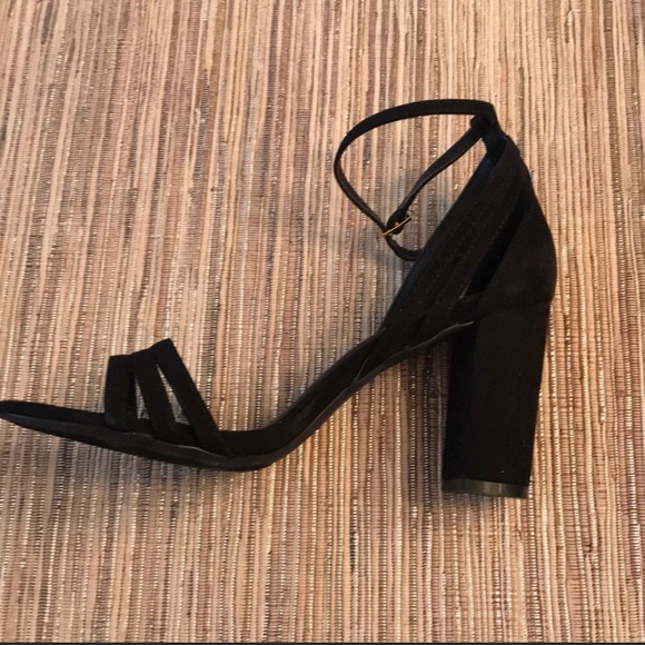 Lulus Shoes - Lulu’s Shayla Black Suede Heel Sandals Size 8.5